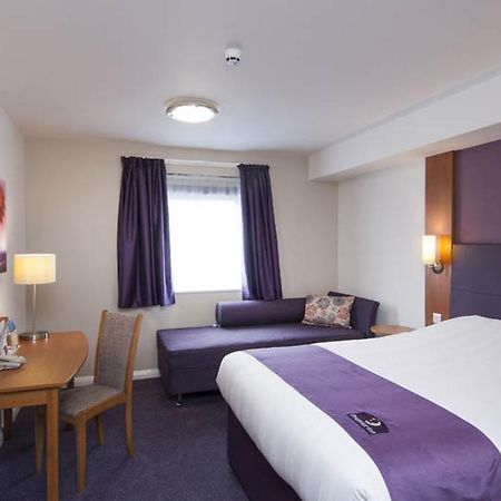 Premier Inn Newport/Telford エクステリア 写真
